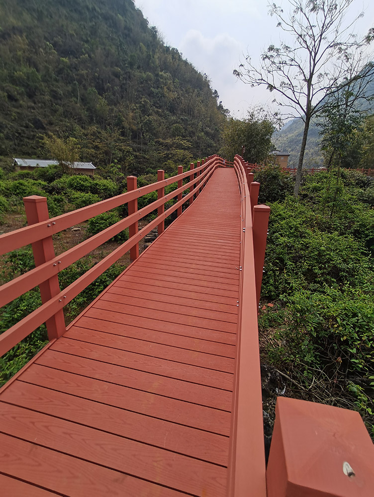 百妥木塑木棧道，公園景區專用，生態耐用兼顧景觀質感