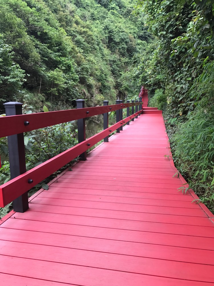南寧馬山水錦·順莊棧道的品質之選——百妥木塑木地板