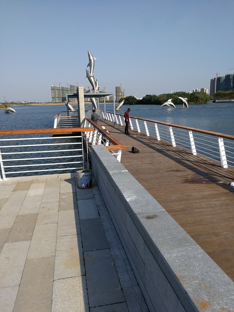 百妥木塑木地板工程案例，昆山大漁湖公園實景應用展示