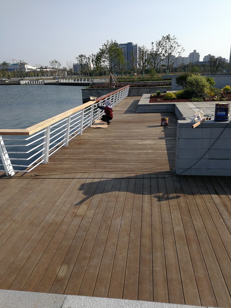 百妥木塑木地板落地昆山大漁湖公園，打造生態(tài)景觀標(biāo)桿步道